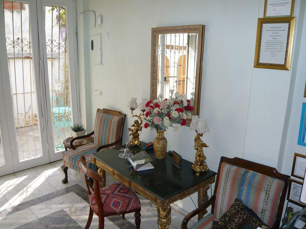 Anzac Golden Bed Pension Kusadasi Exterior photo