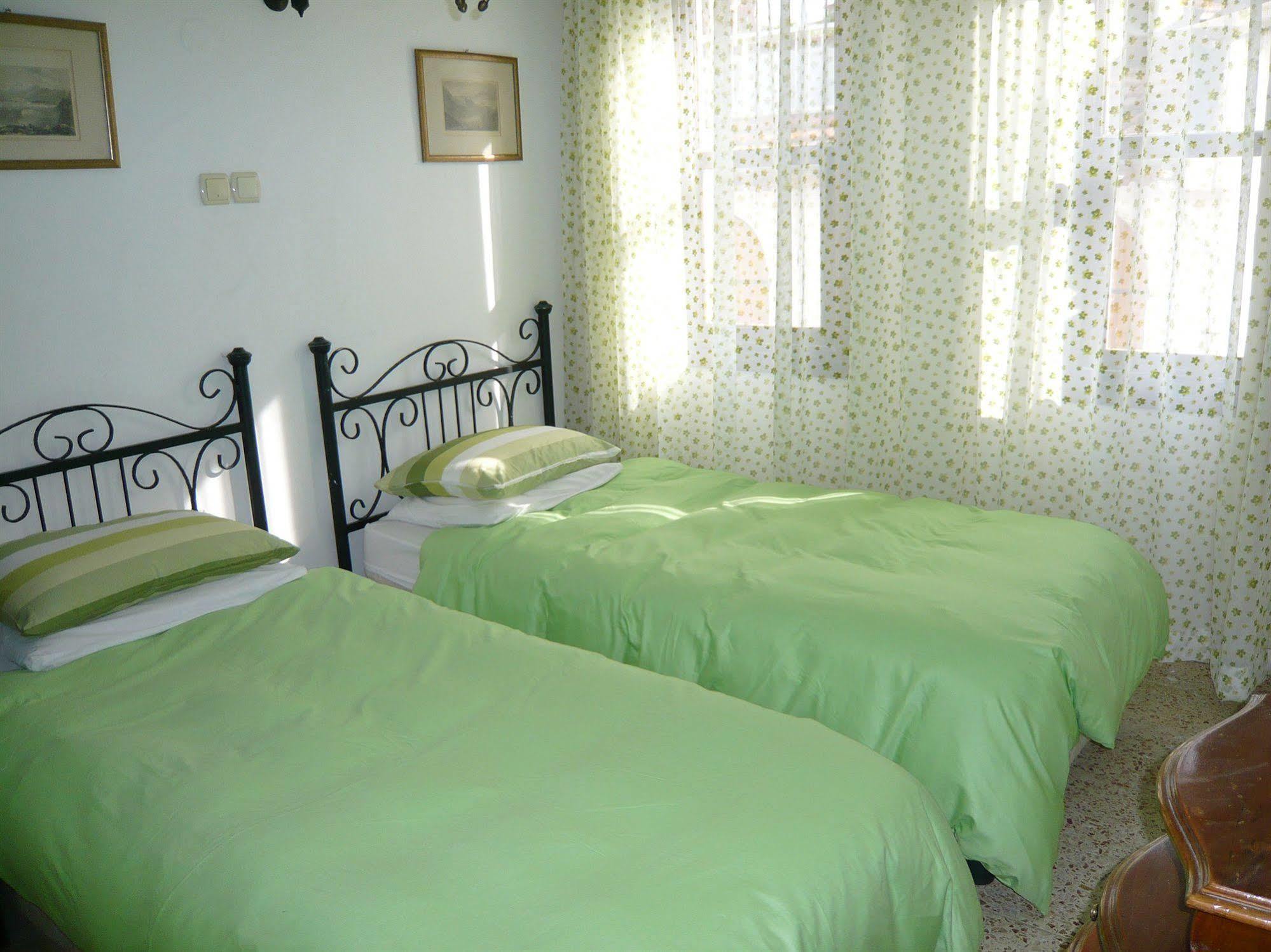 Anzac Golden Bed Pension Kusadasi Exterior photo